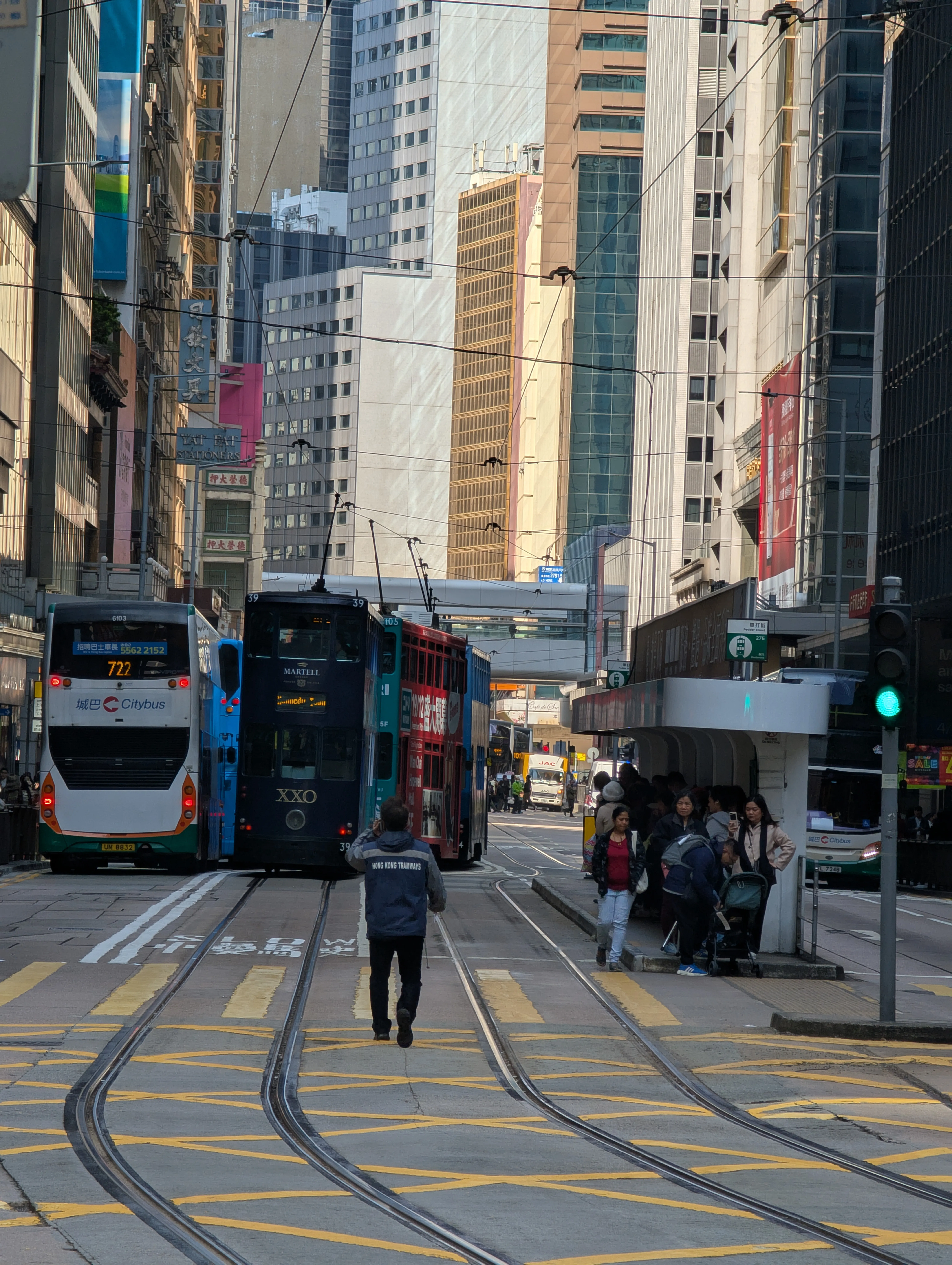 PXL_20250130_044444380.RAW-01.COVER